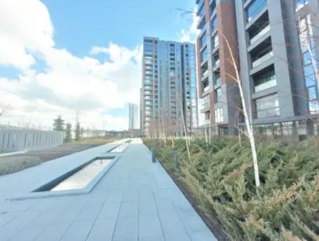 Kiracısız Krediye Uygun Beytepe İncek Bulvar Loft Satılık 3+1 110 M² 19.Kat Bulvar Ve Göl Manzaralı