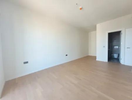 Kiralık Beytepe İncek Bulvar Loft 3+1 110 M² 19.Kat Bulvar Ve Göl Manzaralı