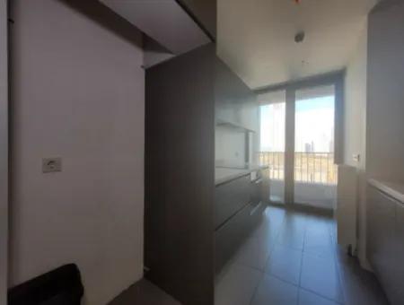 İncek Loft Kiralık 3+1 Şehir Manzaralı 10.Kat Daire