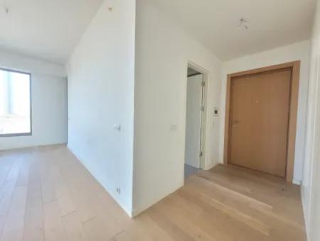 İncek Loft Kiralık 3+1 Şehir Manzaralı 10.Kat Daire