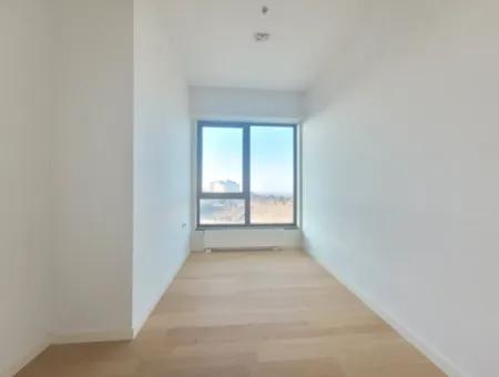 Boş İncek Loft Satılk 3+1 Şehir Manzaralı 12.Kat Daire