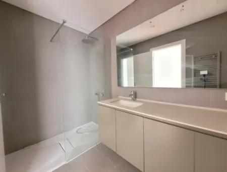 Kiracısız İncek Loft Satılık Teraslı  3+1 Şehir Manzaralı 4.Kat Daire