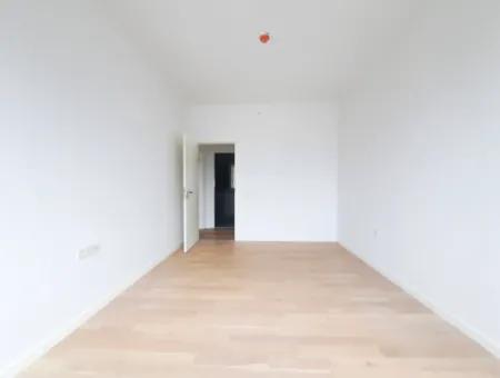 İncek Loft Satılık Teraslı  3+1 Peyzaj Manzaralı Daire