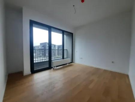 İncek Loft Satılık Teraslı  3+1 Peyzaj Manzaralı Daire