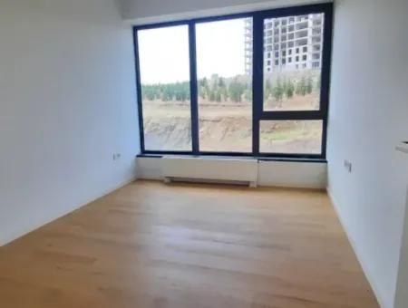 İncek Loft Satılık Teraslı  3+1 Şehir Manzaralı 3.Kat Daire