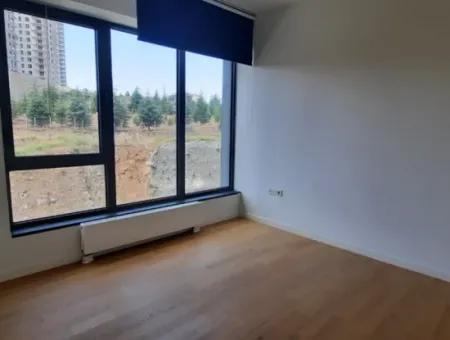 İncek Loft Satılık Teraslı  3+1 Şehir Manzaralı 3.Kat Daire