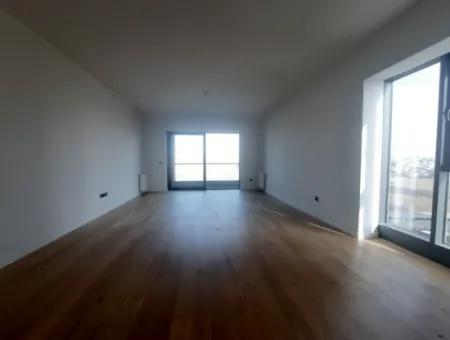 Beytepe İncek Bulvar Loft Satılık 3+1 130 M² 9.Kat Bulvar Manzaralı Daire