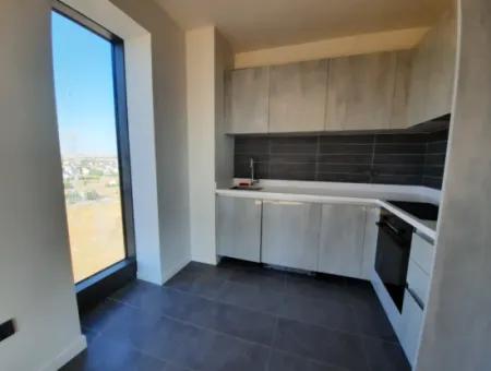 Beytepe İncek Bulvar Loft Satılık 1+1 46 M² 18.Kat Göl Manzaralı Kiracısız Daire