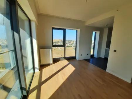 Beytepe İncek Bulvar Loft Satılık Teraslı 1+1 46 M² 1.Kat Bulvar Manzaralı Daire