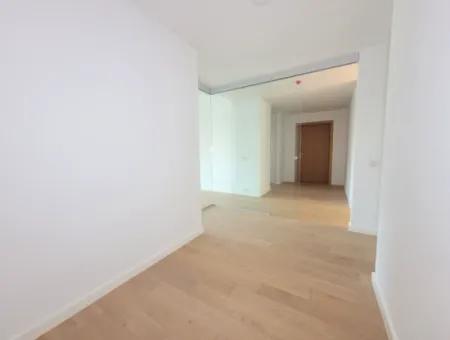 İncek Loft Satılık 2,5+1 Peyzaj Manzaralı 2.Kat Daire