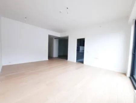 İncek Loft Satılık 3+1 Bahçe Dubleksi Şehir Manzaralı Daire