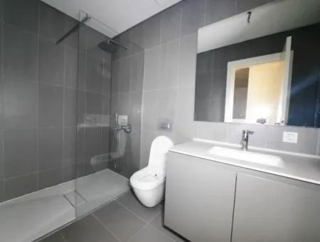 İncek Loft Satılık 3+1 Bahçe Dubleksi Şehir Manzaralı Daire