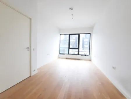 İncek Loft Satılık 3+1 Bahçe Dubleksi Şehir Manzaralı Daire