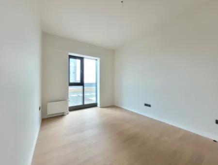 Beytepe İncek Bulvar Loft Satılık Teraslı 1+1 46 M² 1.Kat Mogan Manzaralı Daire