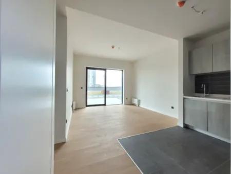 Beytepe İncek Bulvar Loft Satılık Teraslı 1+1 46 M² 1.Kat Mogan Manzaralı Daire