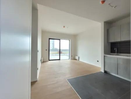 Beytepe İncek Bulvar Loft Satılık 1+1 46 M² 21.Kat Mogan Manzaralı Daire