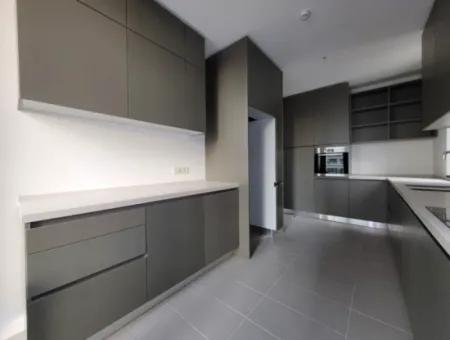 İncek Loft Satılık  5.5+1 Dubleks  Peyzaj Manzaralı 6.Kat Kiracısız Daire