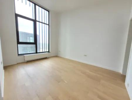 İncek Loft Satılık  5.5+1 Dubleks  Peyzaj Manzaralı 6.Kat Kiracısız Daire