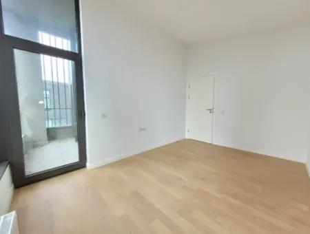 İncek Loft Satılık  5.5+1 Dubleks  Peyzaj Manzaralı 6.Kat Kiracısız Daire