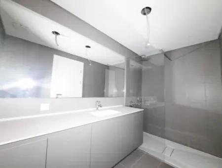 İncek Loft Satılık 5+1 Peyzaj Manzaralı 2.Kat Daire