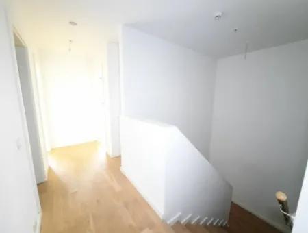 İncek Loft Satılık 3+1 Bahçe Dubleksi Peyzaj Manzaralı Daire