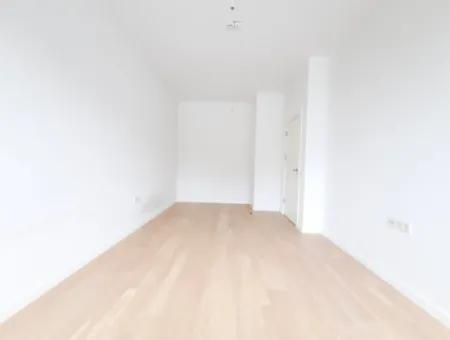 İncek Loft Satılık 3+1 Bahçe Dubleksi Peyzaj Manzaralı Daire