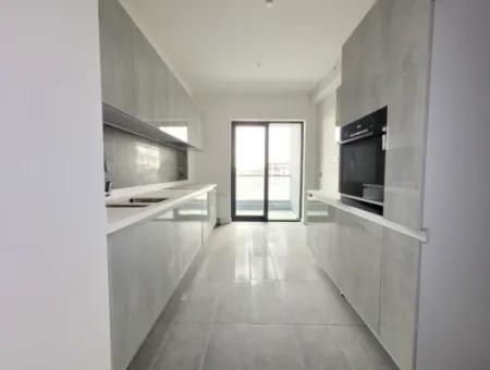 Beytepe İncek Bulvar Loft Satılık 3+1 110 M² 16.Kat Bulvar Manzaralı Daire