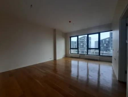 İncek Loft Satılık  3+1 Dubleks Peyzaj Manzaralı 2.Kat Daire