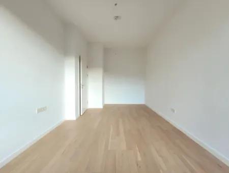 Kiracısız İncek Loft Satılık  2+1 Dubleks Şehir Manzaralı 2.Kat Daire