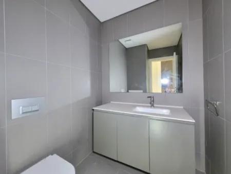 Kiracısız İncek Loft Satılık  2+1 Bahçe Dubleks Şehir Manzaralı Daire